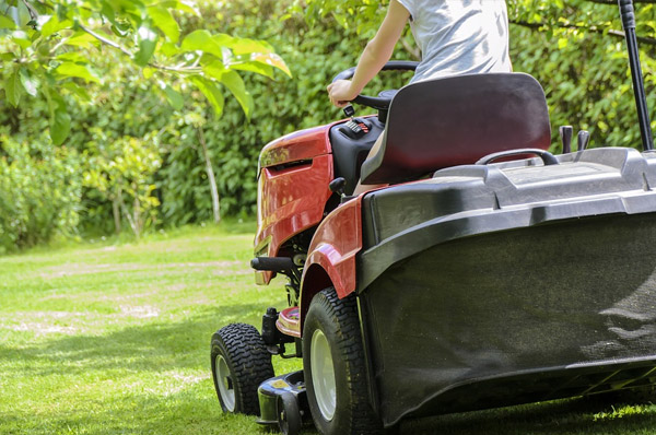 self-propelled mower